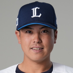 仲三 優太